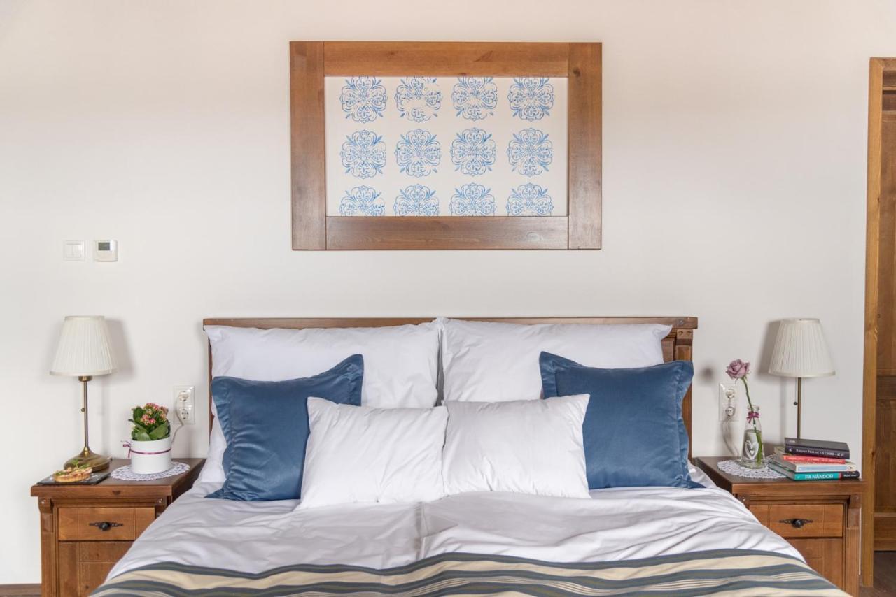 Zsindelyes Cottage Erpatak ภายนอก รูปภาพ